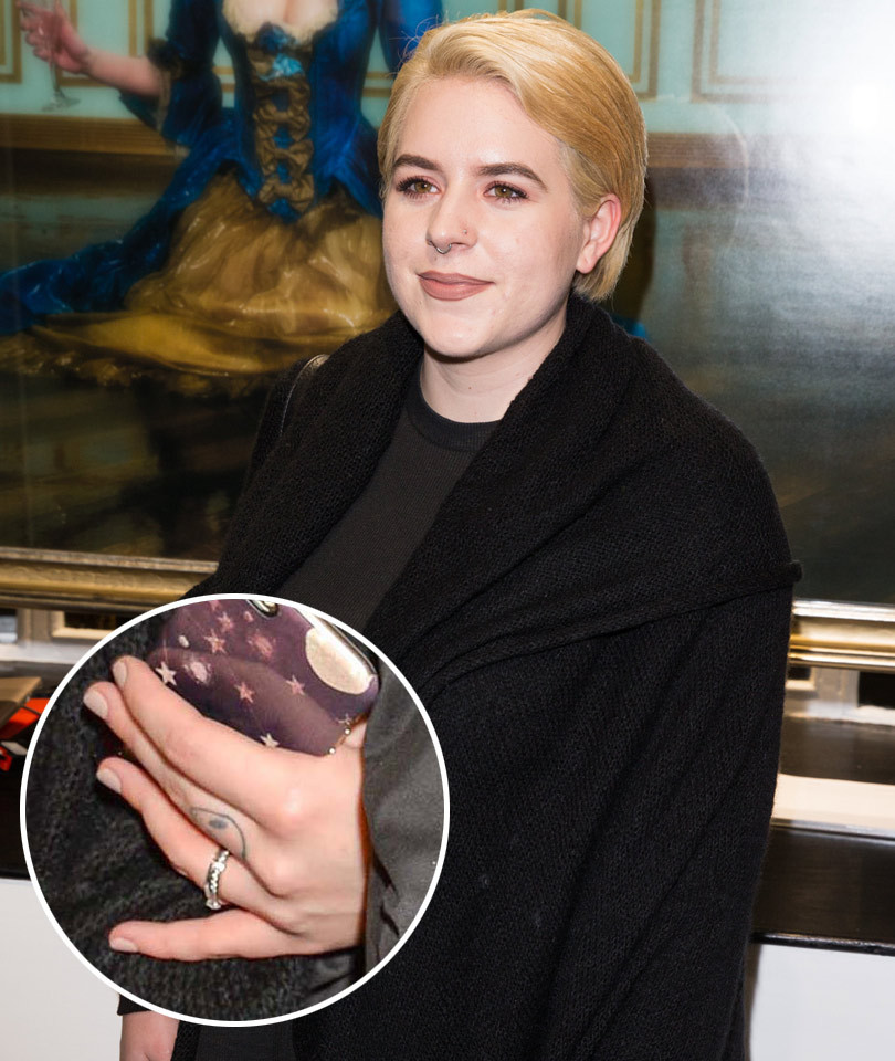 Isabella Cruise Makes ...